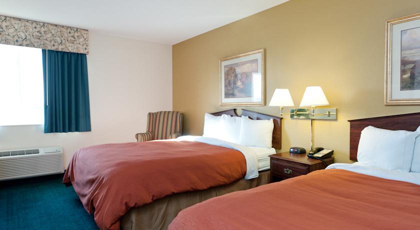 Hotel Country & By Radisson, Airport, Ia